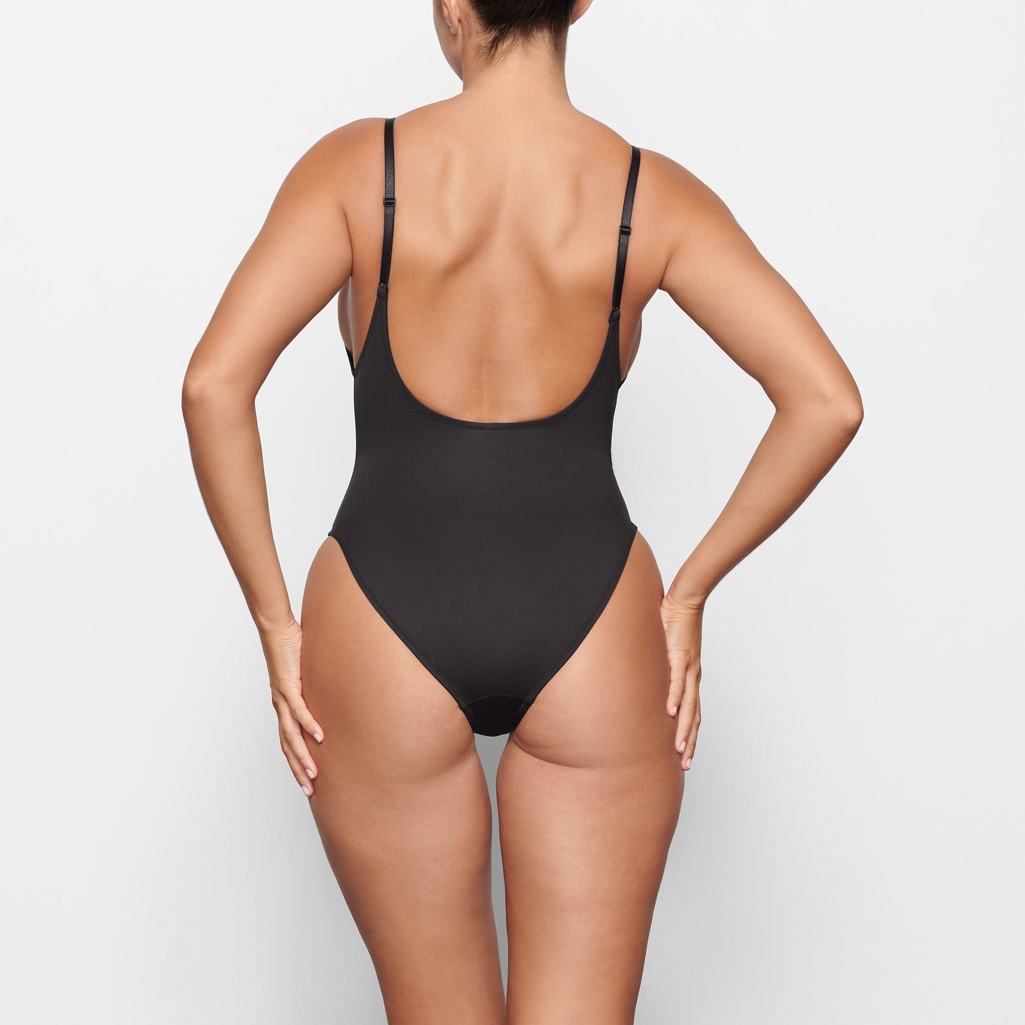 SCOOP NECK ONE PIECE